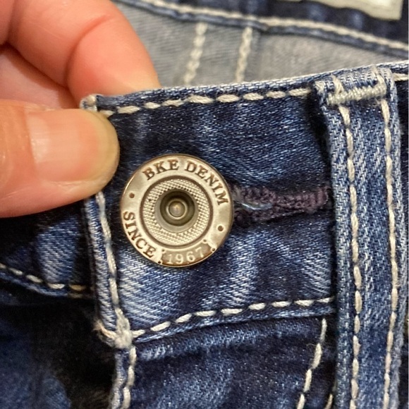 BKE DENIM “Aiden” boot leg jeans Size 25R *bbq stain on left leg EUC - Picture 11 of 16